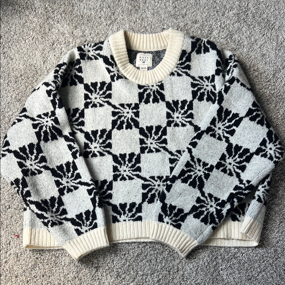 Billabong sweater